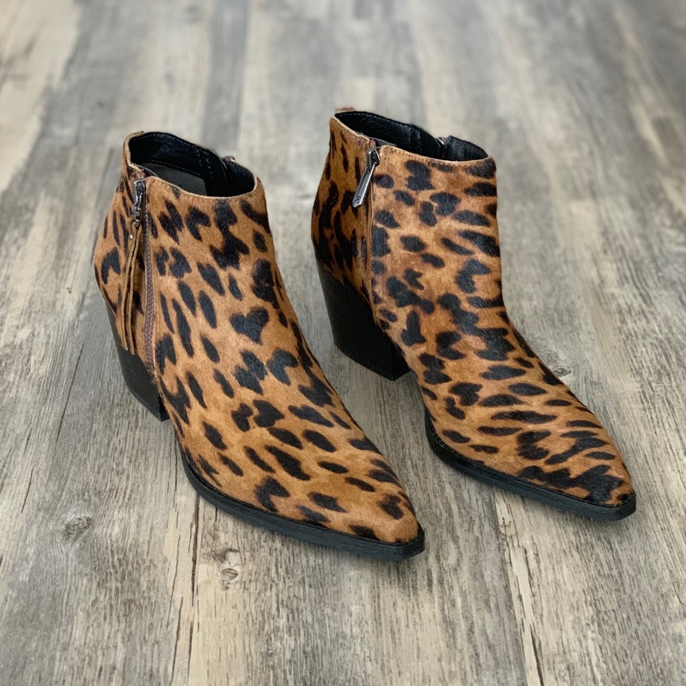 Sam Edelman Leopard Cheetah Print Boot Bootie 6.5